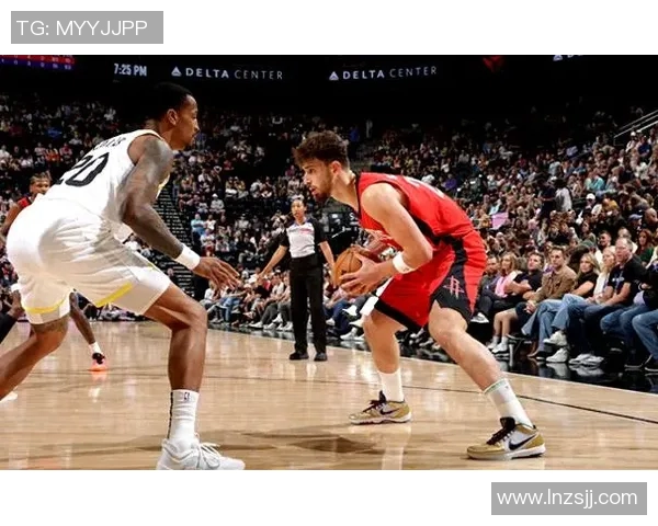 火箭队与勇士队精彩对决NBA视频直播全程回顾与分析