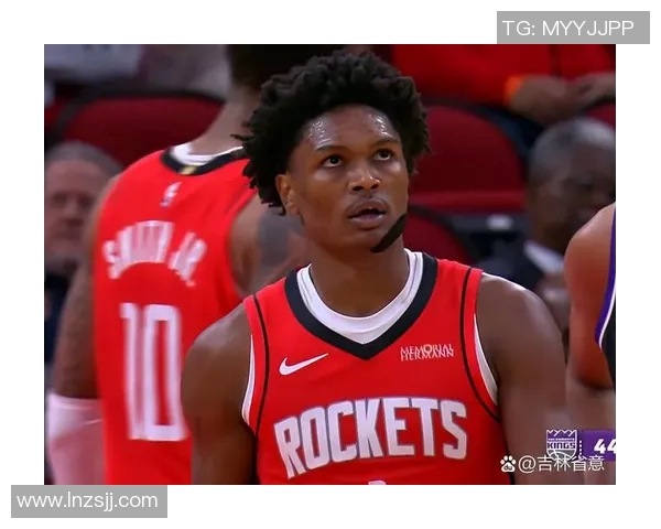 2016至2017赛季火箭与快船的精彩对决回顾与分析